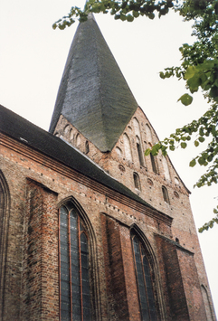 preview Stiftskirche St. Maria, St. Johannes und St. Elisabeth  (Foto 1990)